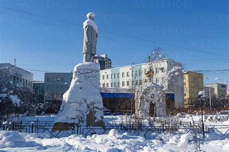 ¡Sumérgete en la Historia con el Museo de la Historia Local de Yakutsk! Atravesar el Tiempo y Descubrir los Tesoros del Lejano Oriente