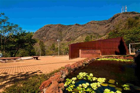 ¡Sumérgete en la Historia y la Naturaleza: Descubre el Parque Natural Municipal da Serra do Curral!